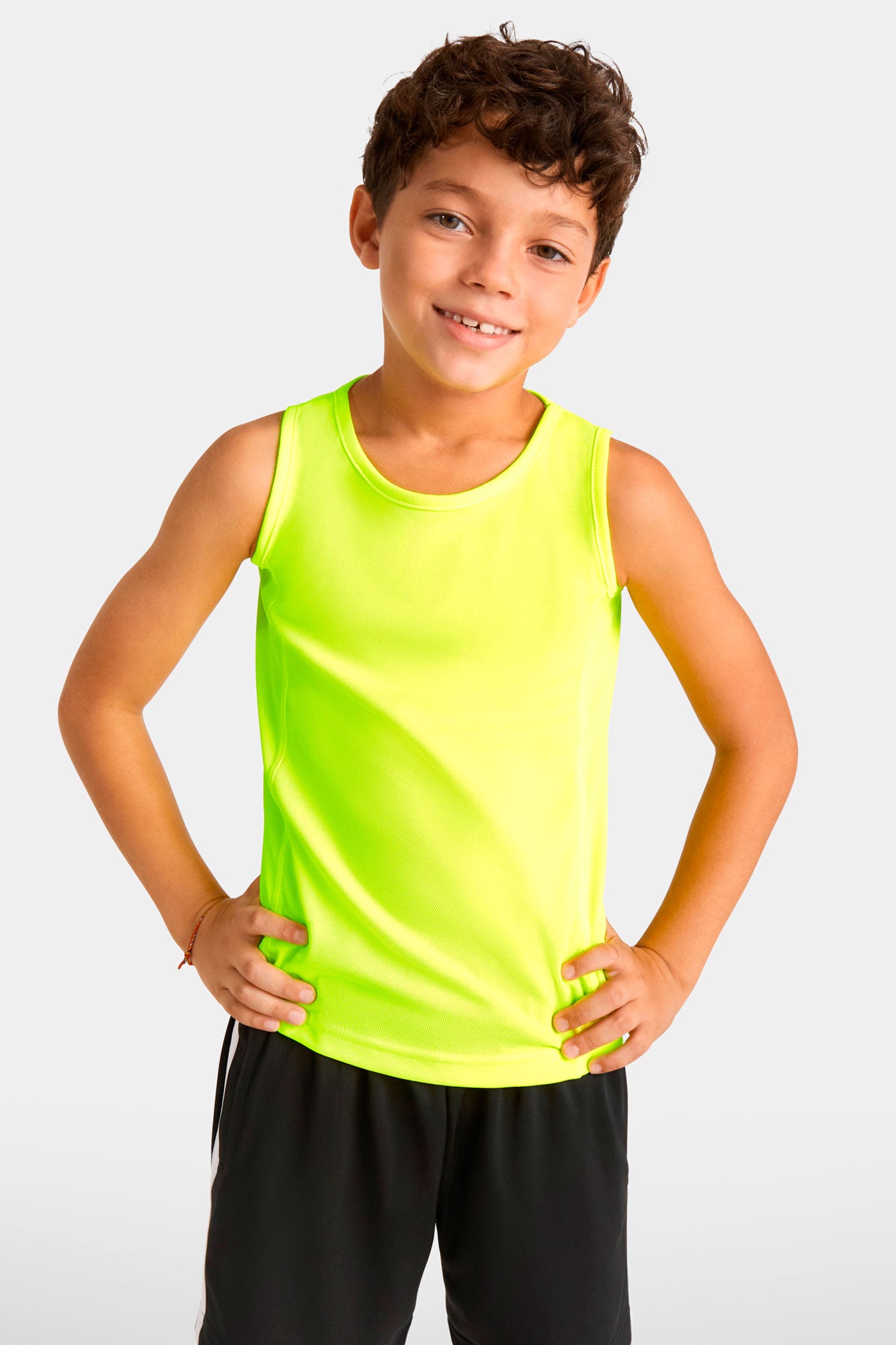 Andre hihaton tekninen paita