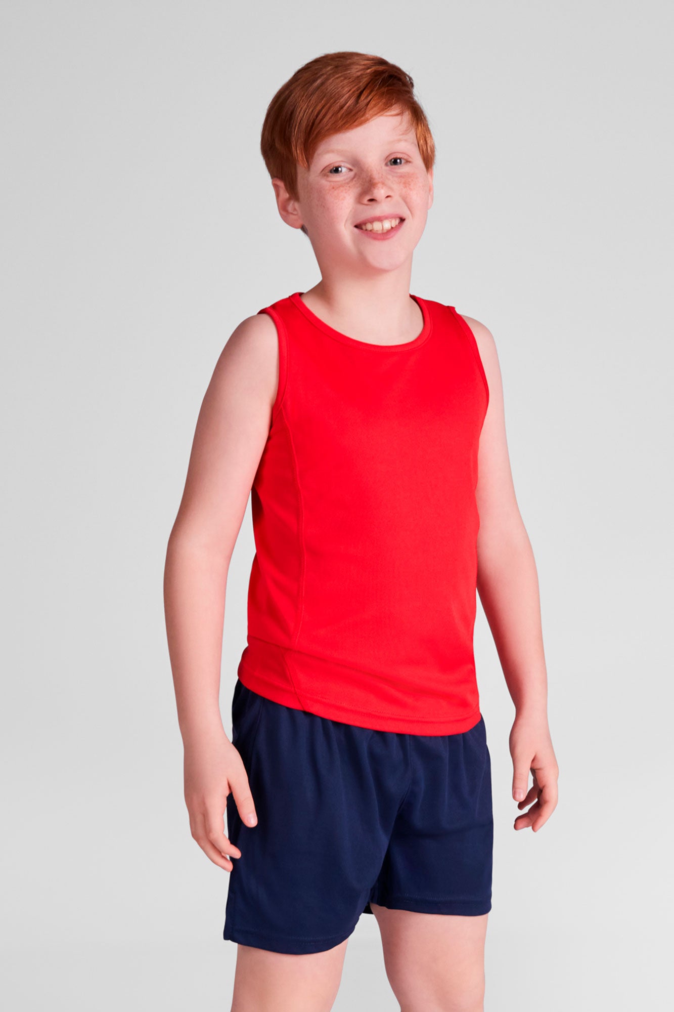 Andre hihaton tekninen paita