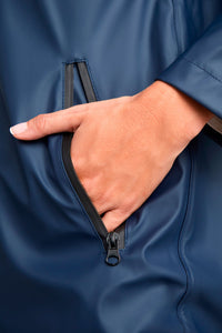 Naisten sitka sadetakki