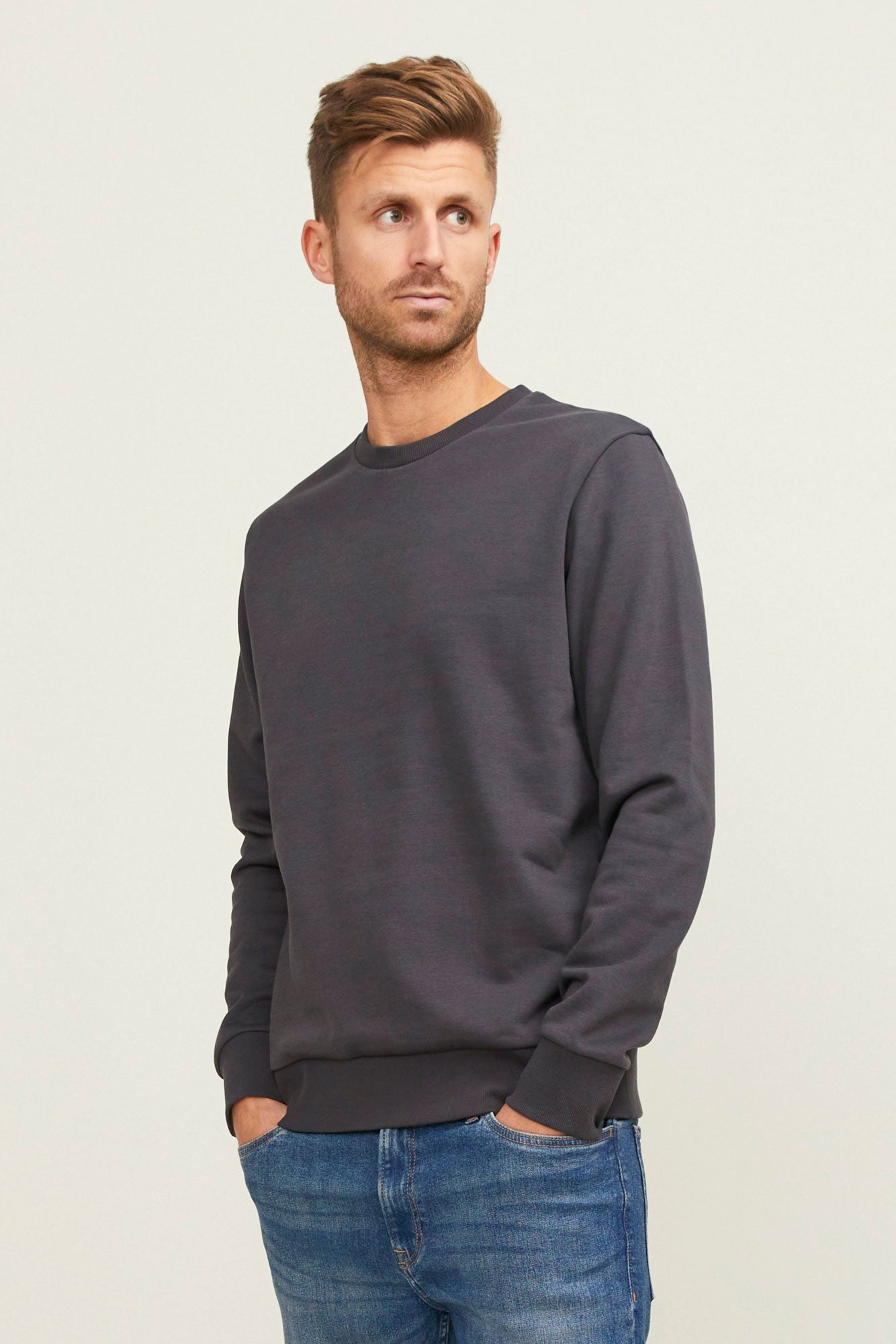 J&J - Basic collegepaita