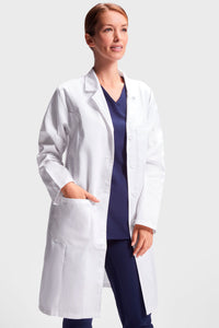 Naisten vaccine lääkärin takki