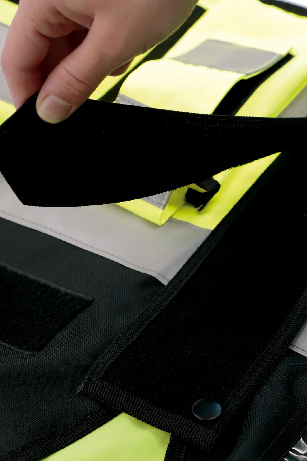 Bonn tactical huomioliivi