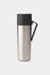 Make & take eristetty pullo